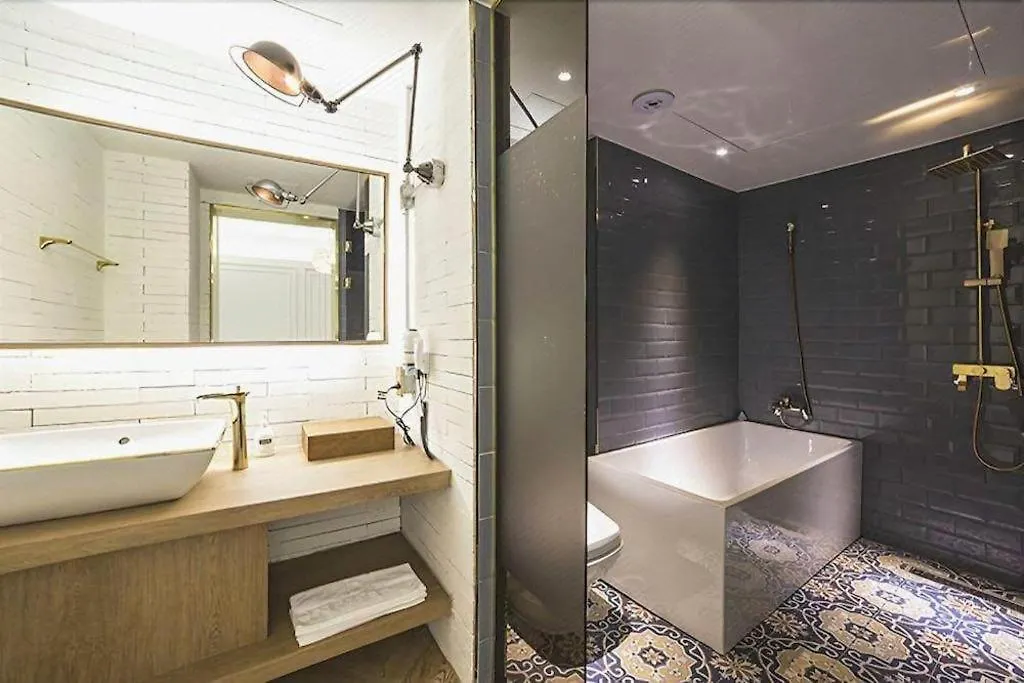Den Basta Hotel Bifc Busan 3*,  Güney Kore