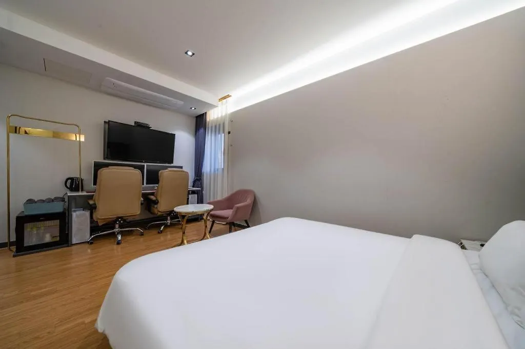 Den Basta Hotel Bifc Busan