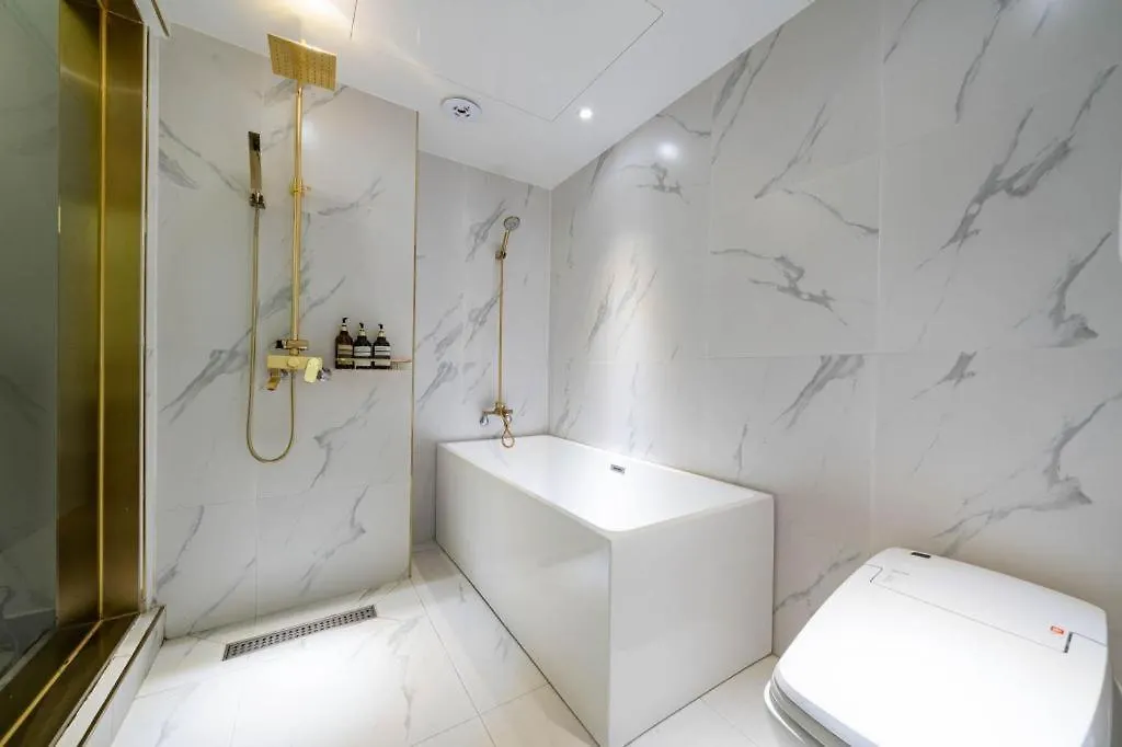 Den Basta Hotel Bifc Busan 3*,