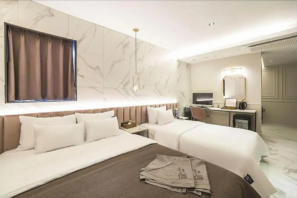 Den Basta Hotel Bifc Busan Motel